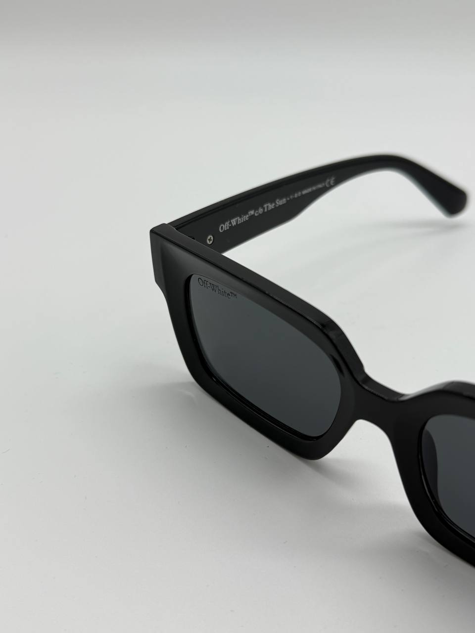 Designer Virgil sunglasses (Black)