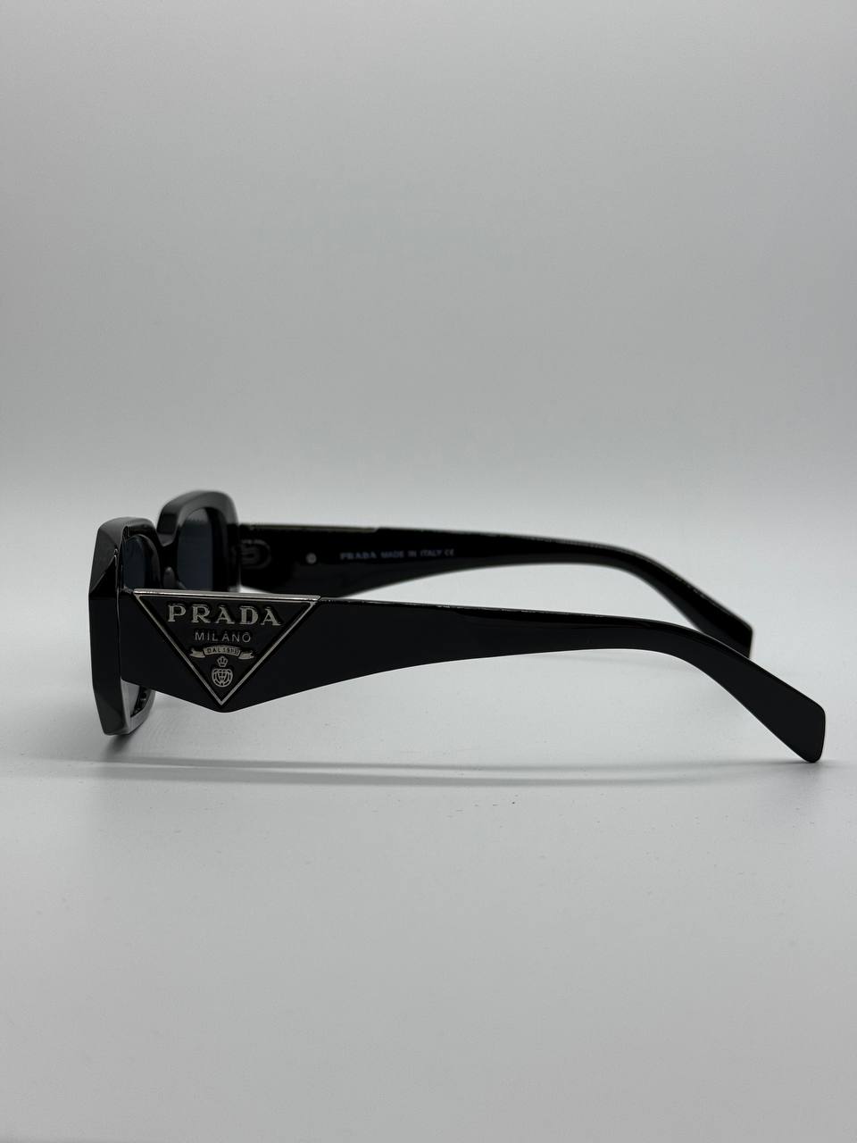 Designer Milano Triangle Logo Sunglasses